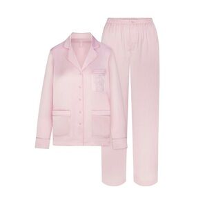 Skims hotel long sleeve button up sleep set S baby pink